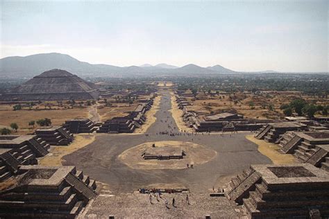 The Teotihuacan Uprising Against the Olmecs: A Catalyst for Urban Transformation and Political Realignment in Mesoamerica